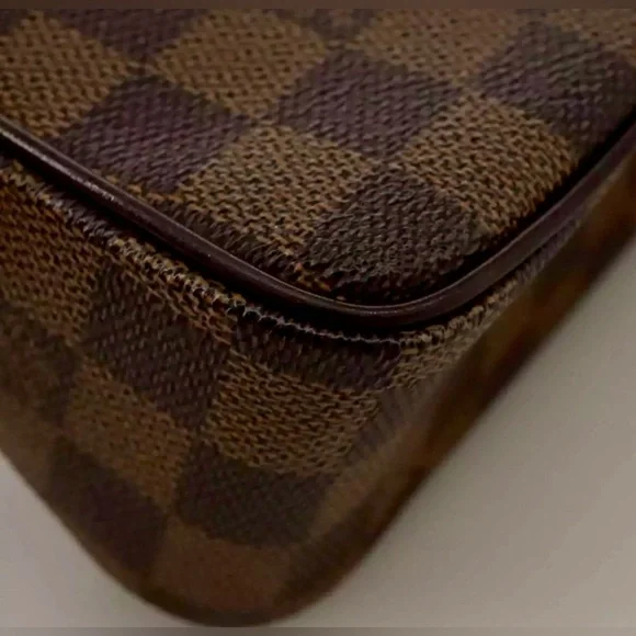 LOUIS VUITTON Damier Ebene Recoleta Shoulder/ Handbag
PRISTINE CONDITION - Picture 11 of 15